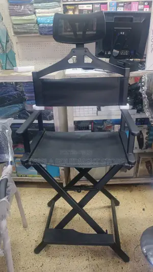 Make-Up Chair