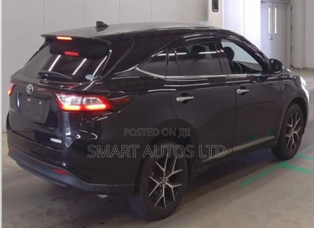 Toyota Harrier 2.0 2019 Black