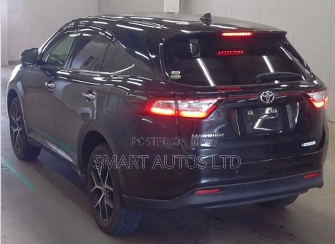 Toyota Harrier 2.0 2019 Black