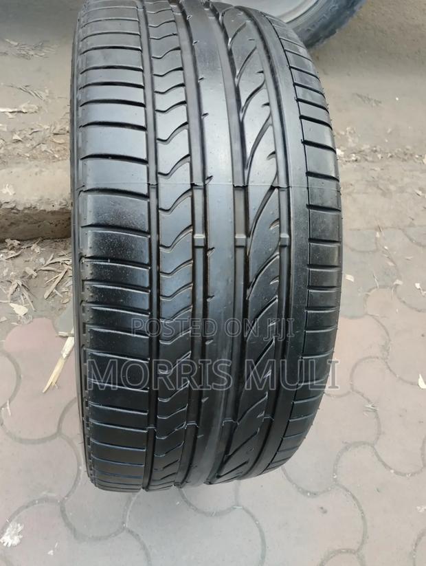 275/40r20 Bridgestone - thumbnail 2