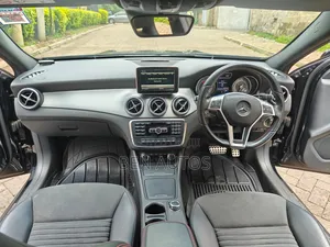Mercedes-Benz GLA-Class 2016 Black