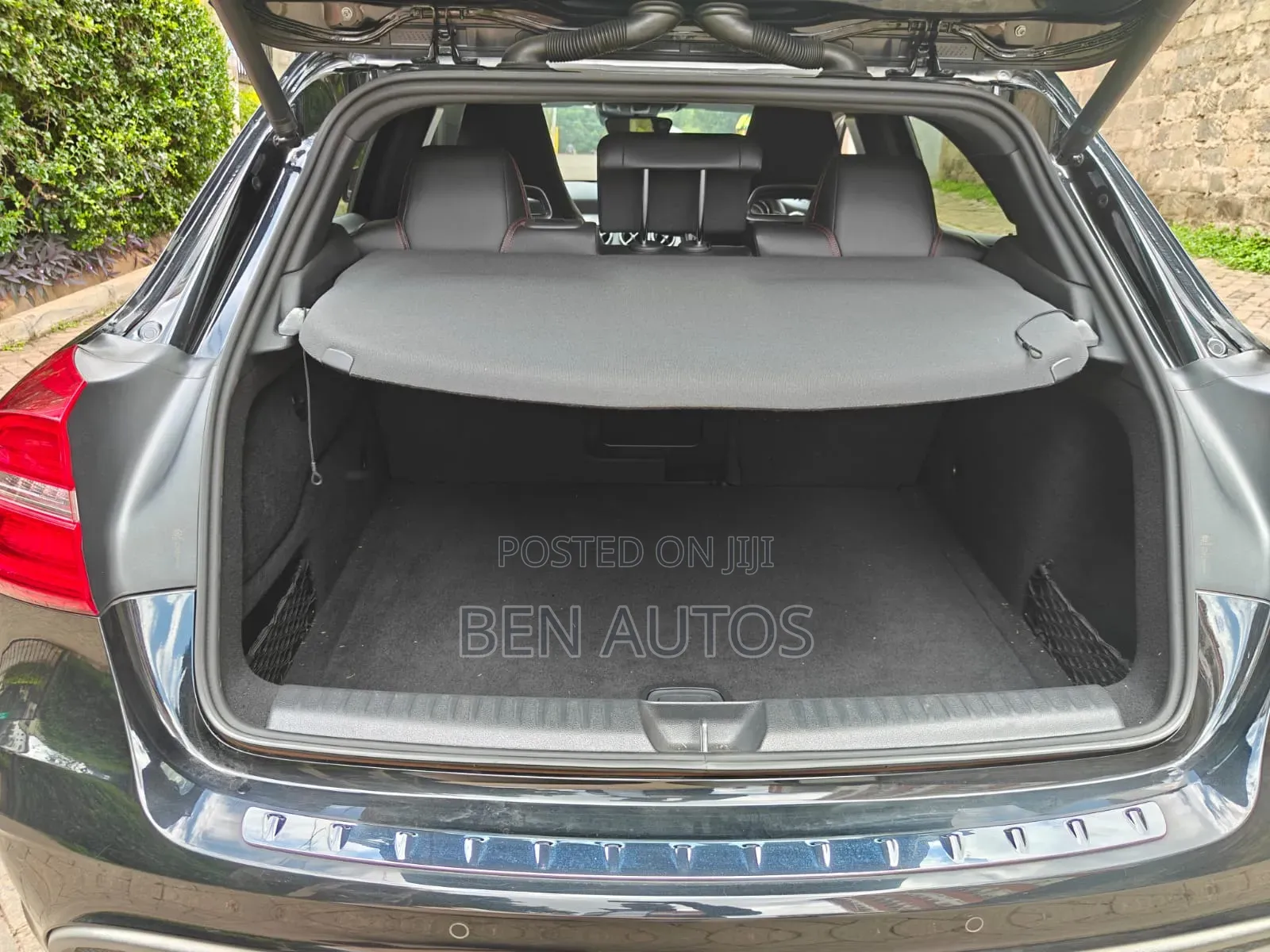 Mercedes-Benz GLA-Class 2016 Black