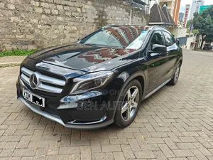 Mercedes-Benz GLA-Class 2016 Black