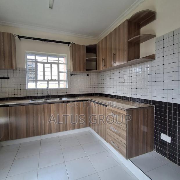 3bdrm Bungalow in Kibiku for sale - thumbnail 2