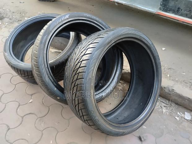 285/35r22 Toyo - thumbnail 6