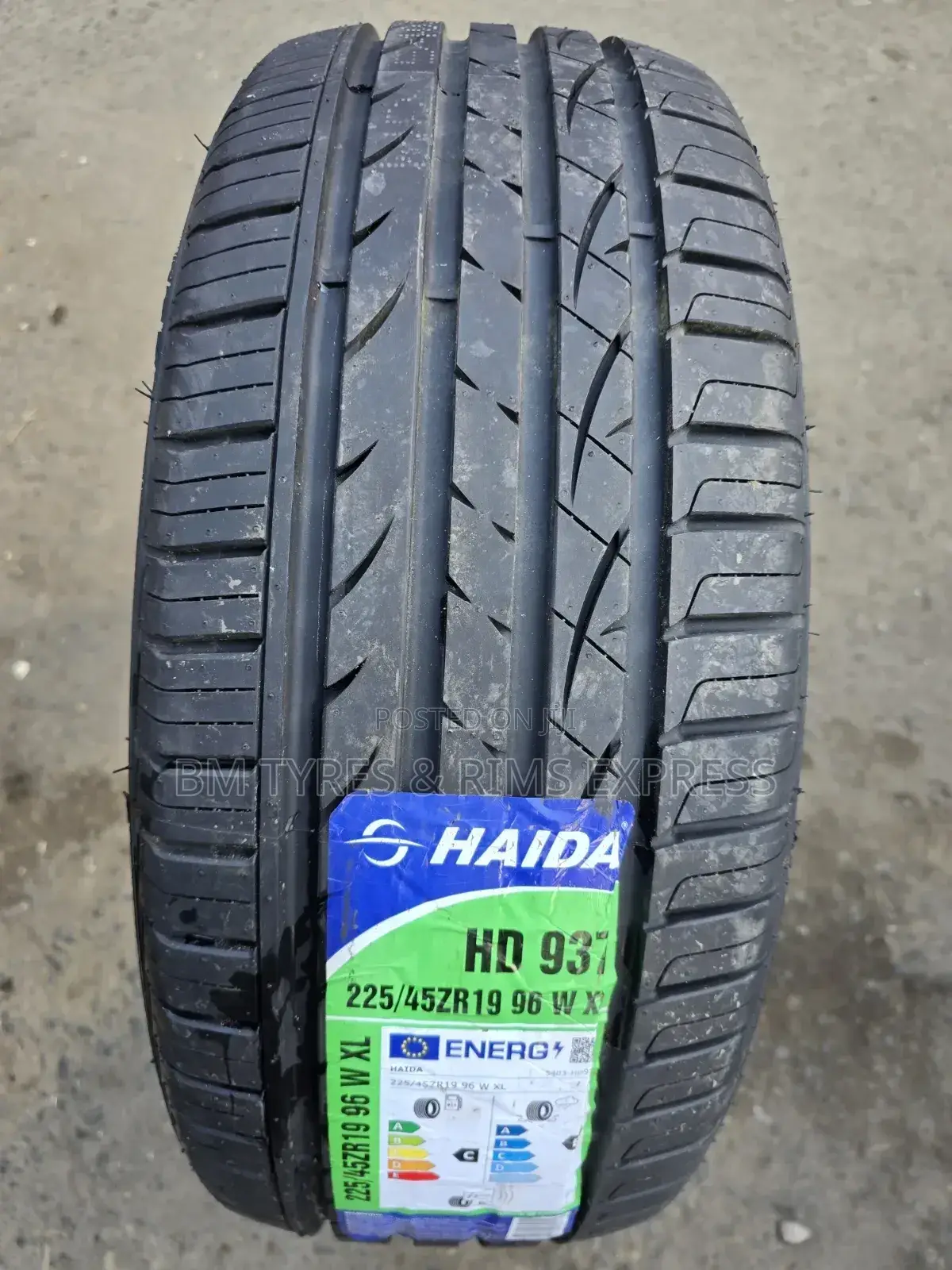 225 /45 R19 Haida Tyres (Highway)