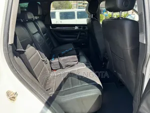Volkswagen Touareg 3.0 V6 TDi 2007 White