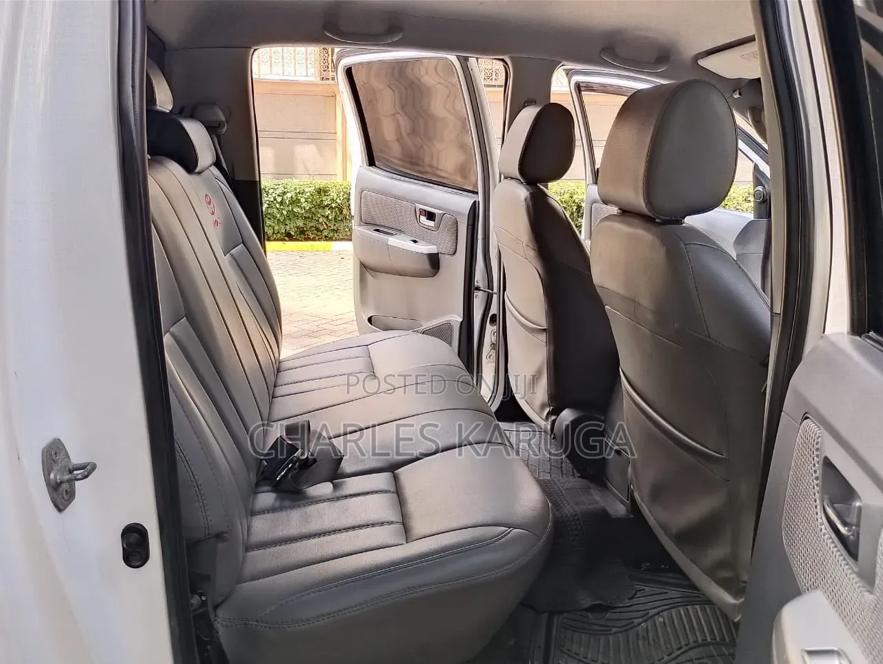 Toyota Hilux 2013 White