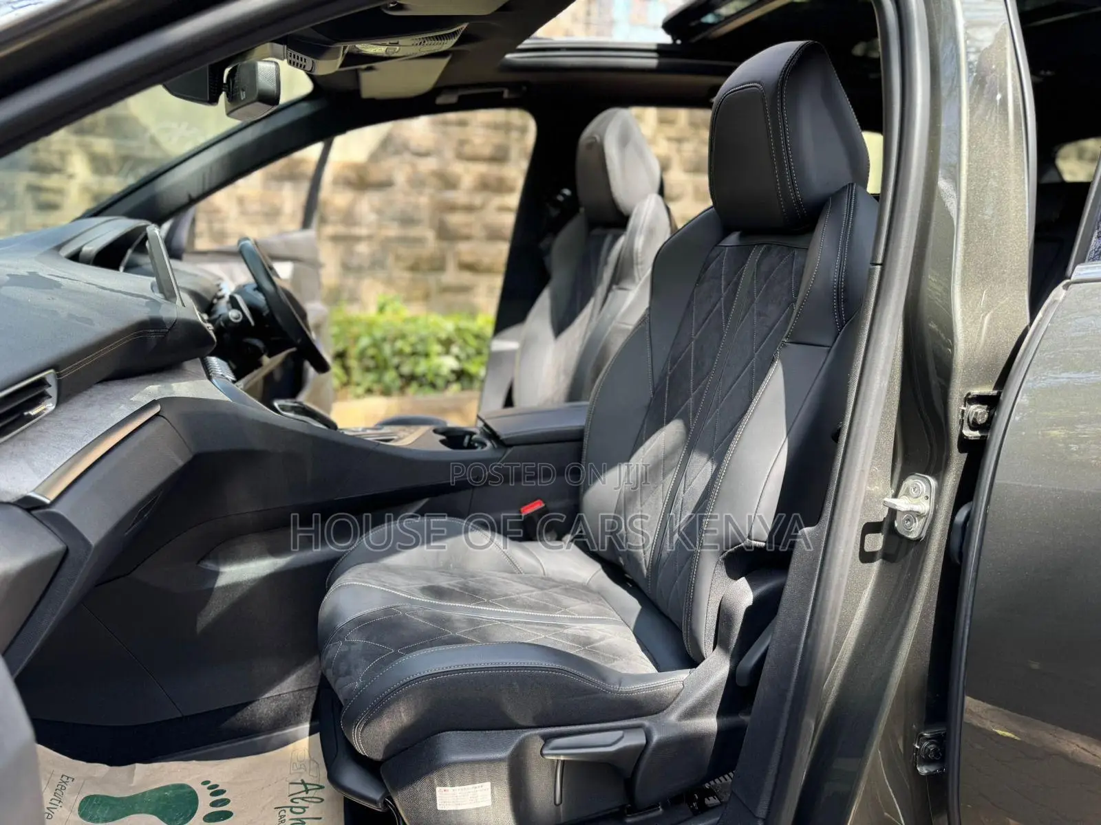 Peugeot 3008 2018 Green