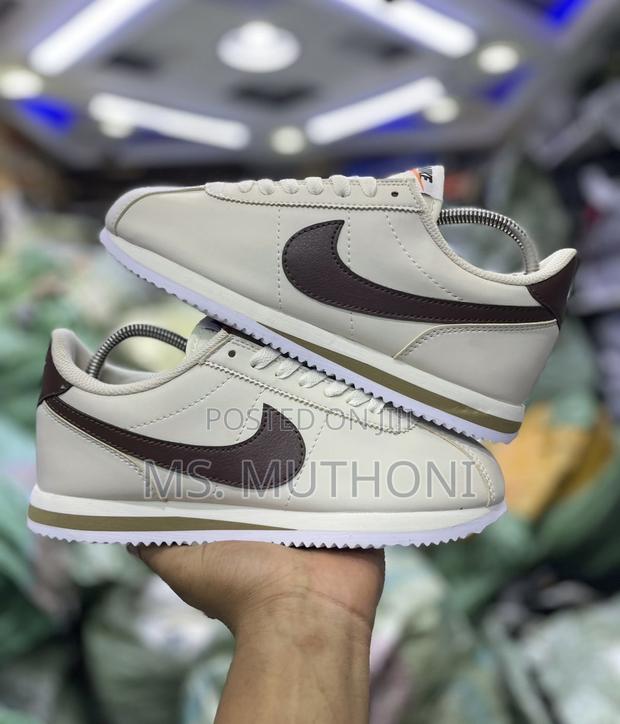 Assorted Classics Cortez Nike Sneakers Size 38-45 - thumbnail 3