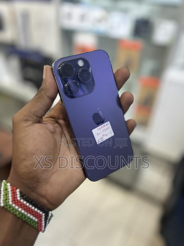 Apple iPhone 14 Pro 256 GB Purple - main view