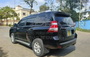 Toyota Land Cruiser Prado 2015 Matt Black