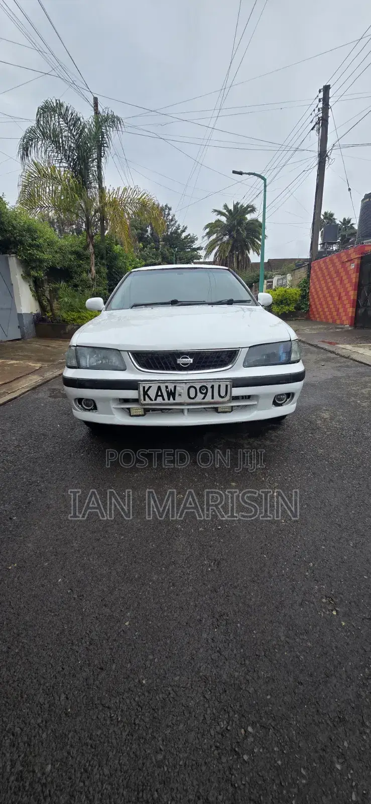 Nissan Sunny 1999 White