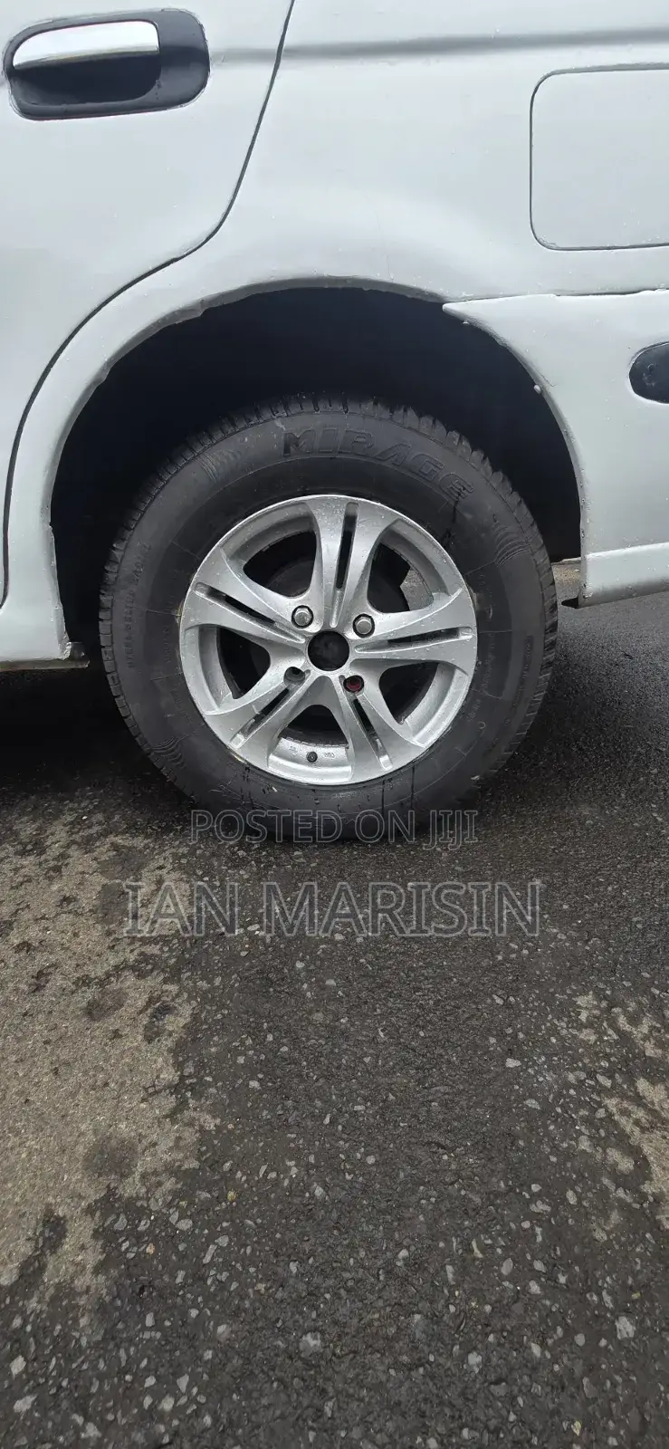 Nissan Sunny 1999 White