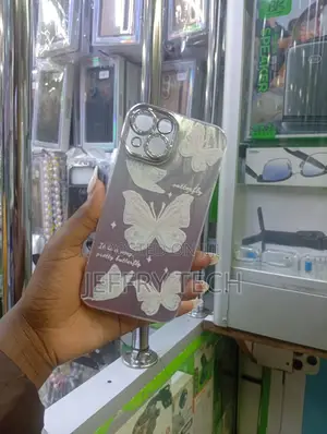 Clear Phone Case Featuring a Decorative White Butterfly Pattern