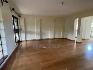 5bdrm Mansion in Hardy for sale