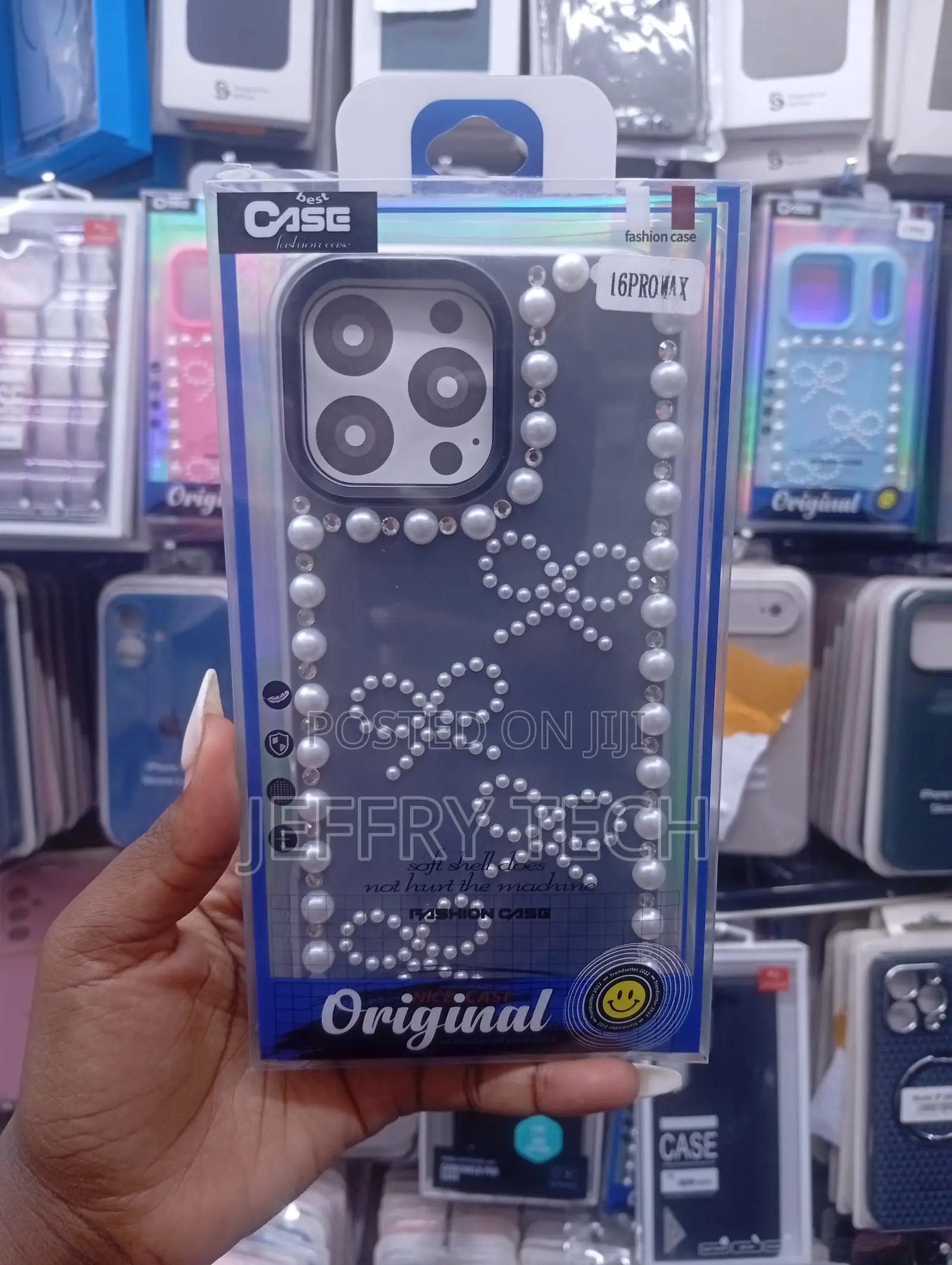3d Pearl-Style Bow Fashion Case to Fit the Apple iPhone 13 Pro Max.