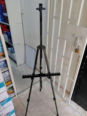 Unique Whiteboard Stand Available on Sale