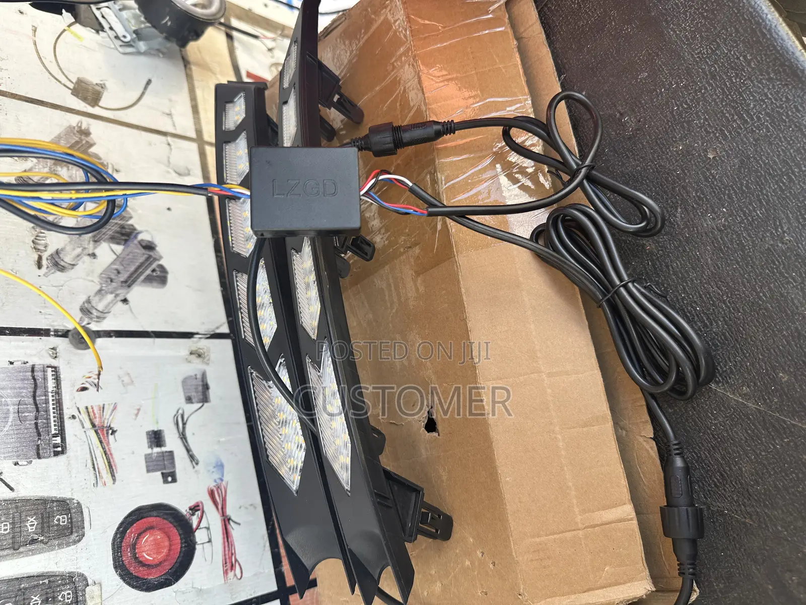 Mazda Cx5/Cx8 2017+ Foglight Cover