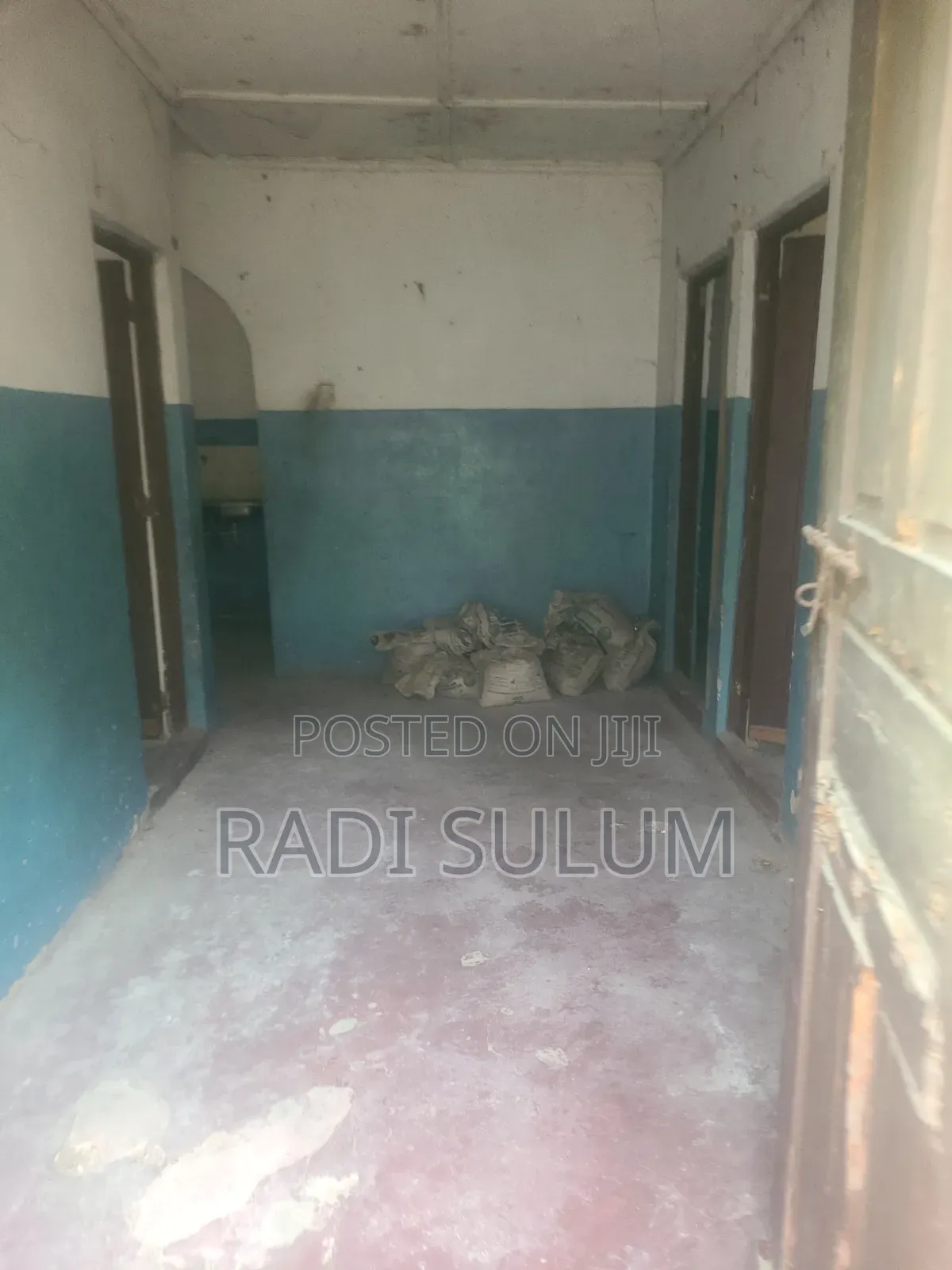 6bdrm House in Mwandoni, Mshomoroni for sale
