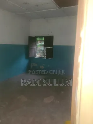 6bdrm House in Mwandoni, Mshomoroni for sale