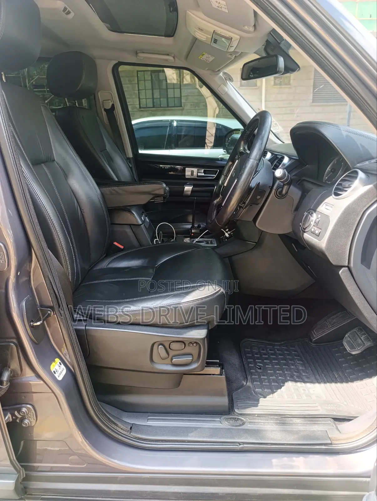Land Rover Discovery 2016 Gray