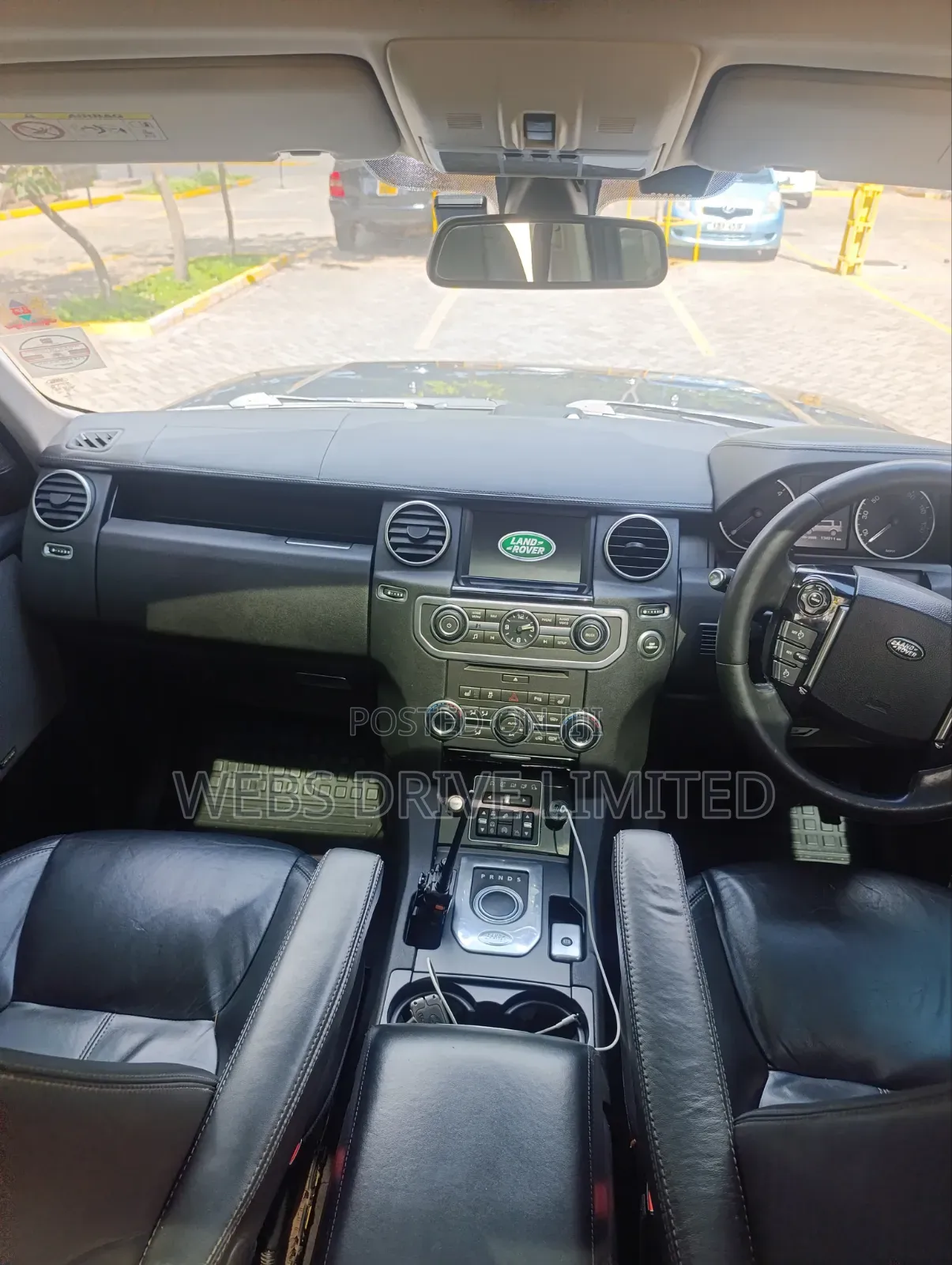 Land Rover Discovery 2016 Gray