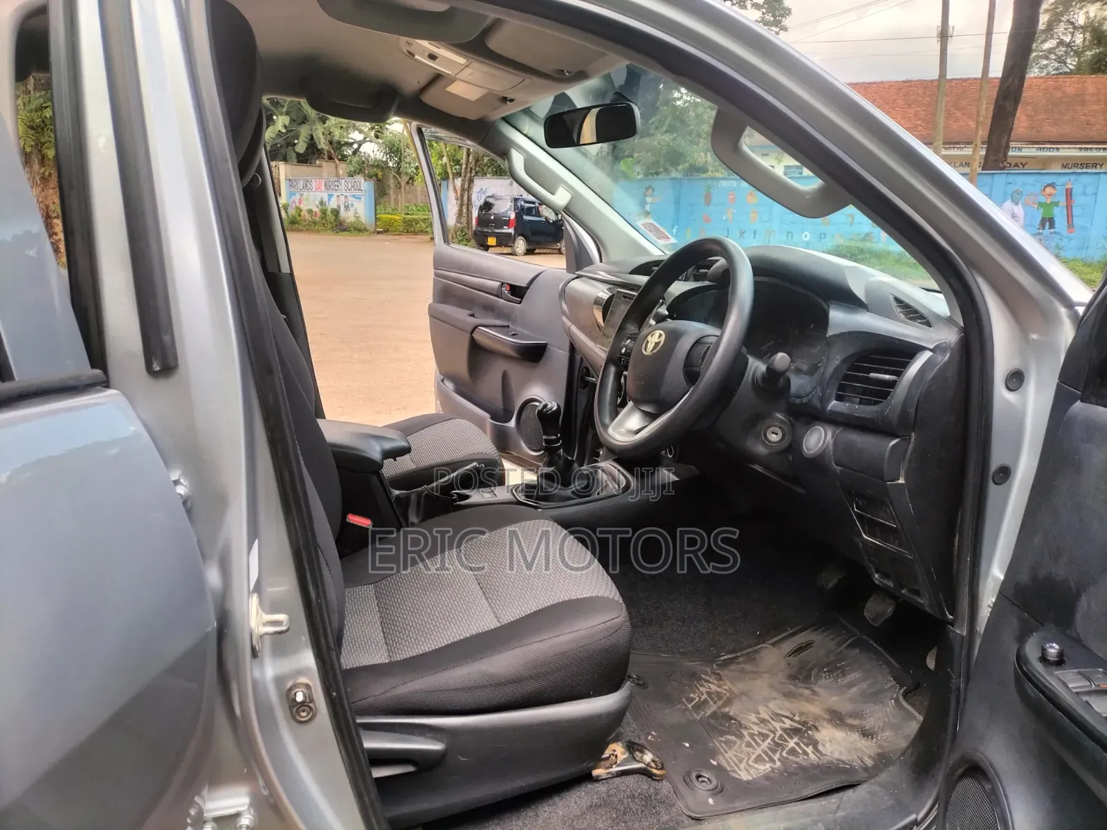 Toyota Hilux 2018 Silver