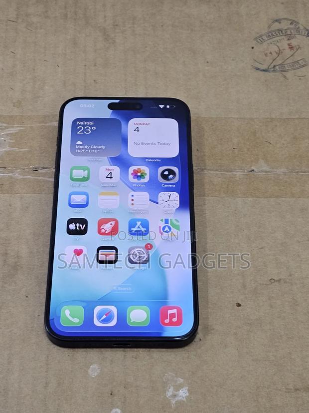 Apple iPhone 15 Pro Max 256 GB Black - thumbnail 2
