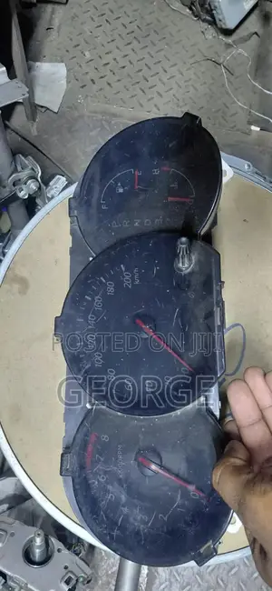 Speed Clock Suzuki Escudo