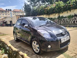 Toyota Vitz 1.5 FWD 5dr 2009 Black