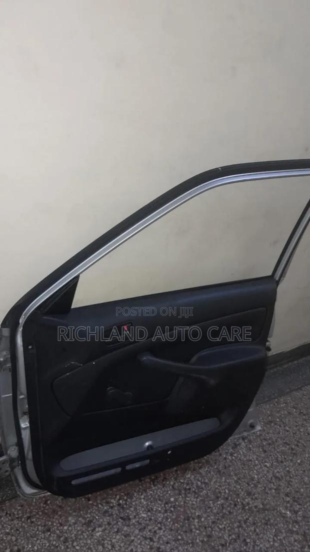 Front Door Mazda Demio Dj5fs RHS - thumbnail 2