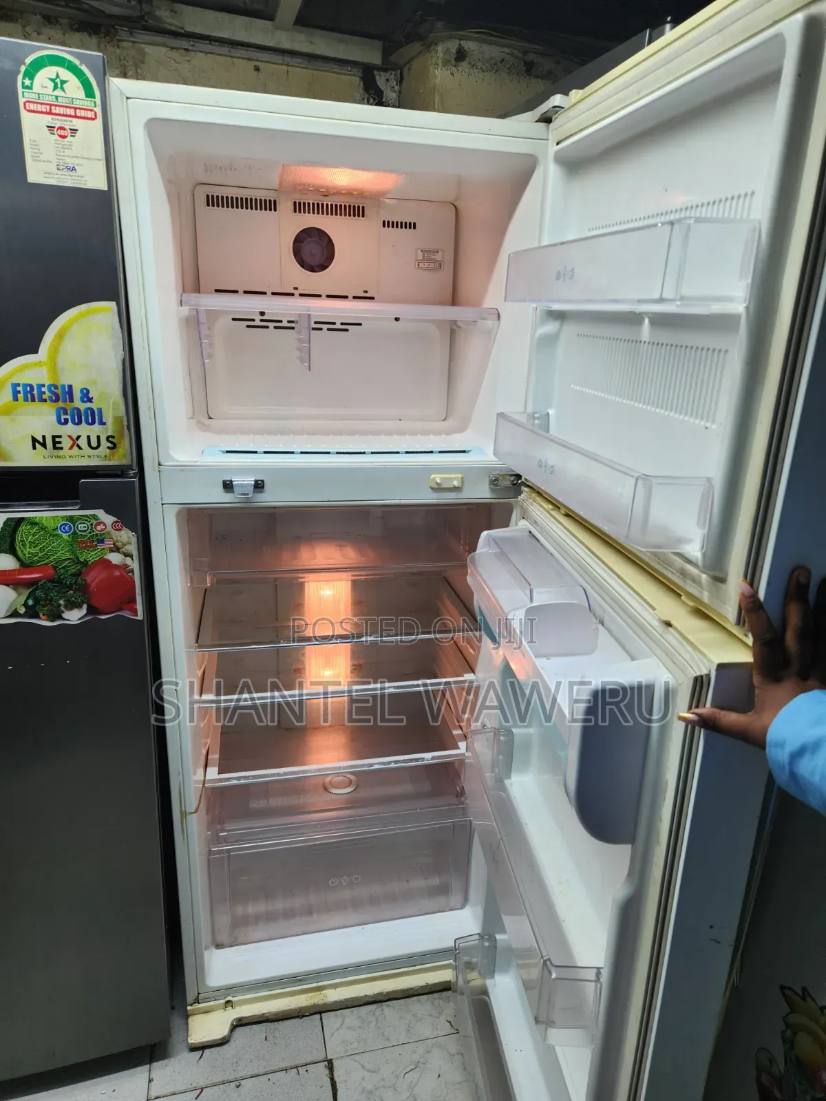 550litres White Fridge