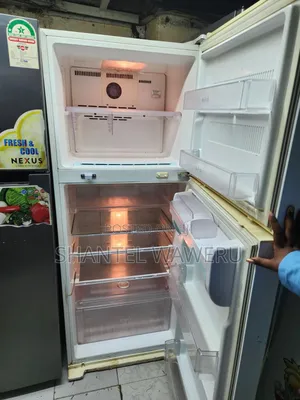 550litres White Fridge