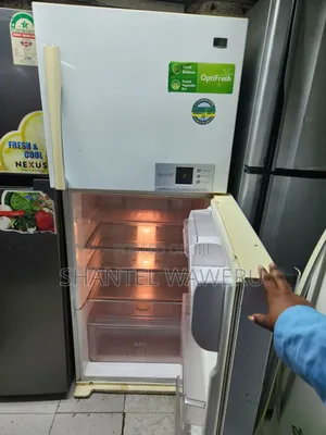550litres White Fridge