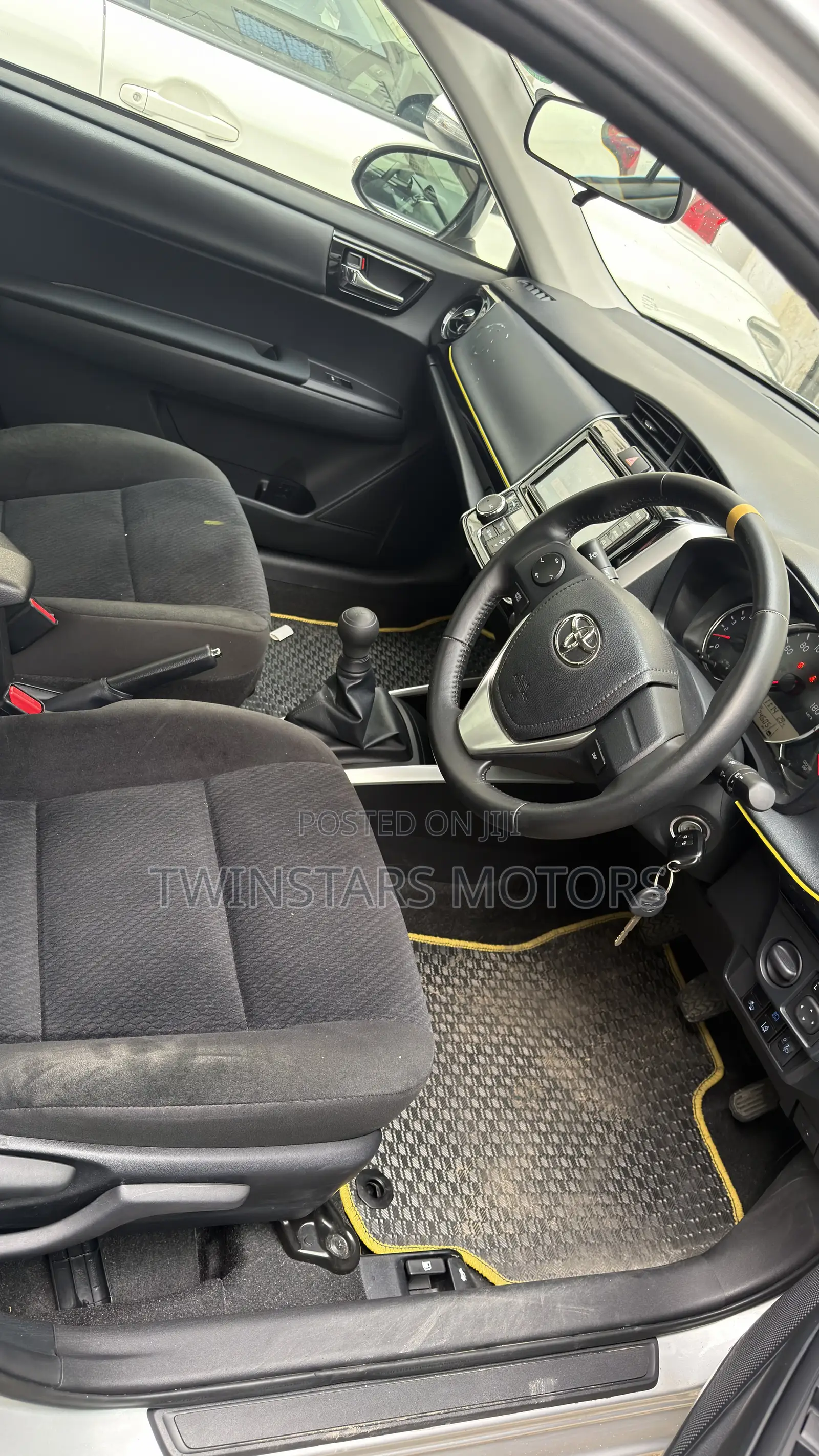 Toyota Axio 1.5 G 2WD 2019 Silver