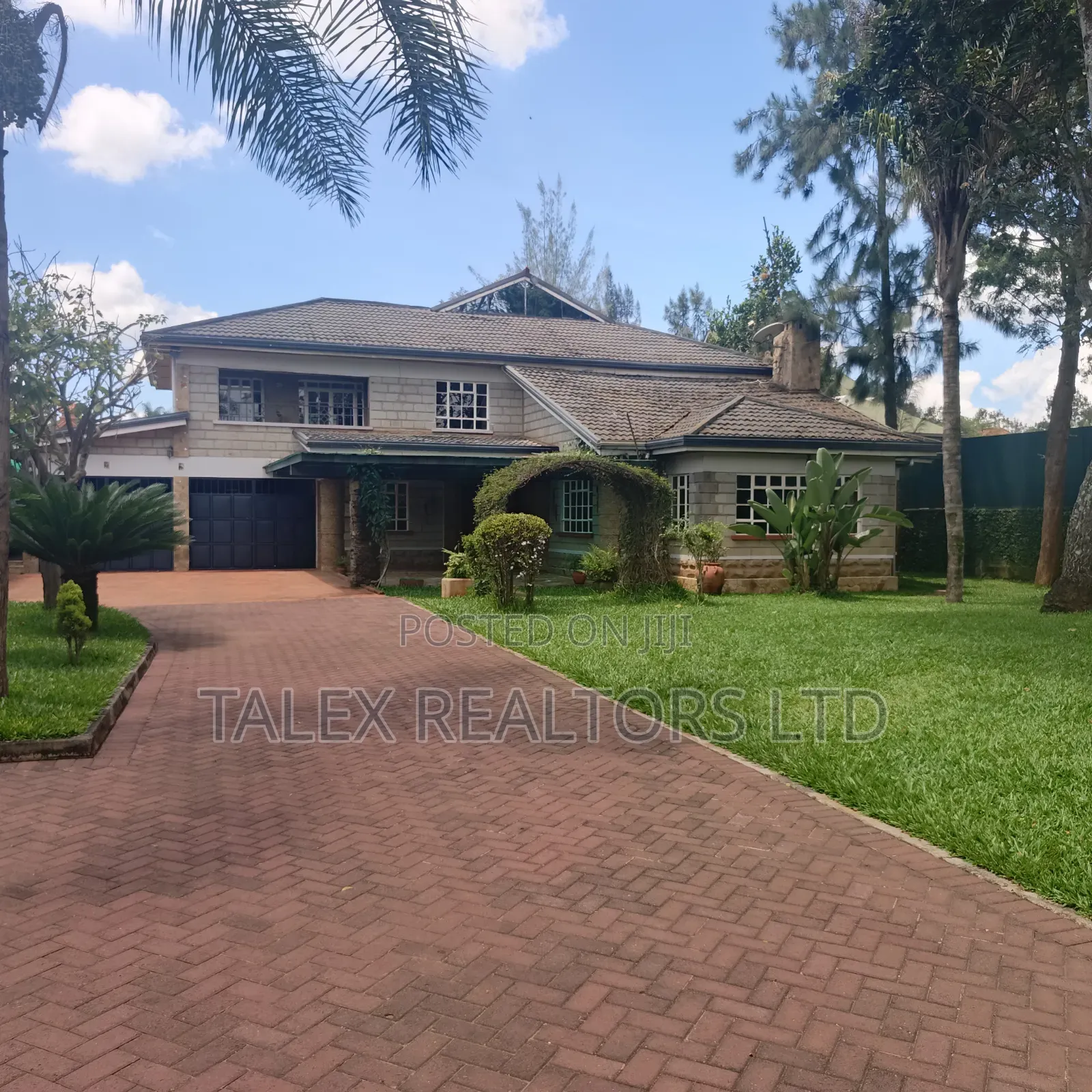4bdrm Mansion in Call Me, Runda for rent
