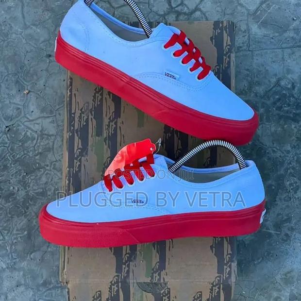 Vans Plain White-Red Sole-colourway.Size 37_45 - main view