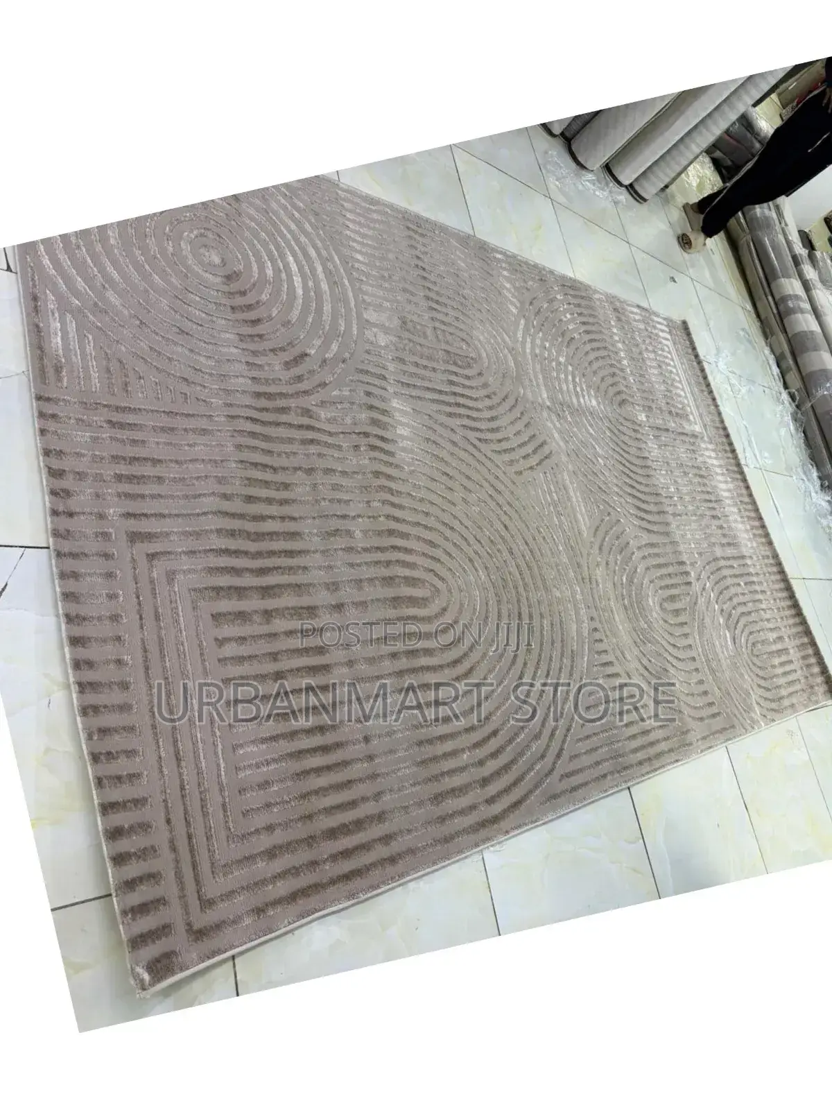 Berlin 7x10 Carpet – Luxury Soft Feel, Bold Modern Style