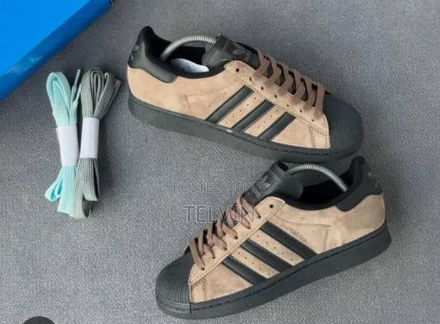 Sport New Adidas Superstar