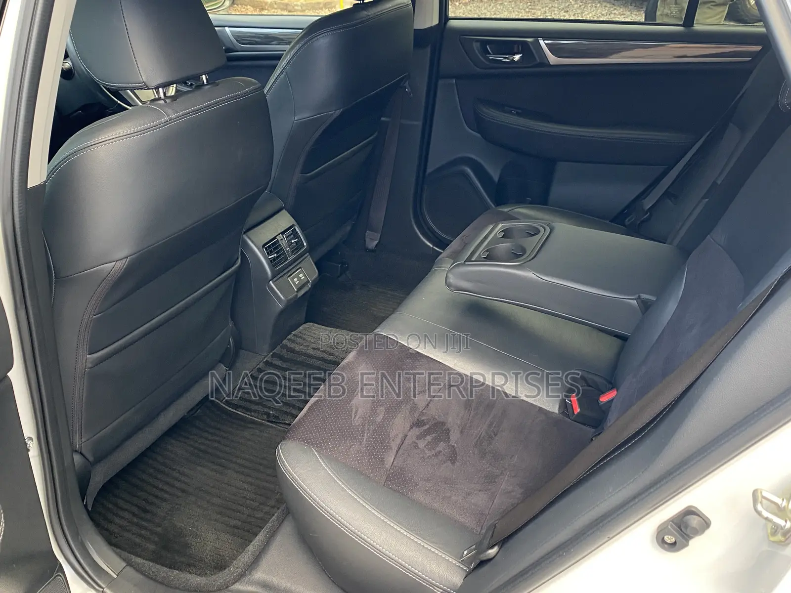 Subaru Outback Premium AWD 2020 White