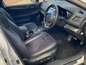 Subaru Outback Premium AWD 2020 White