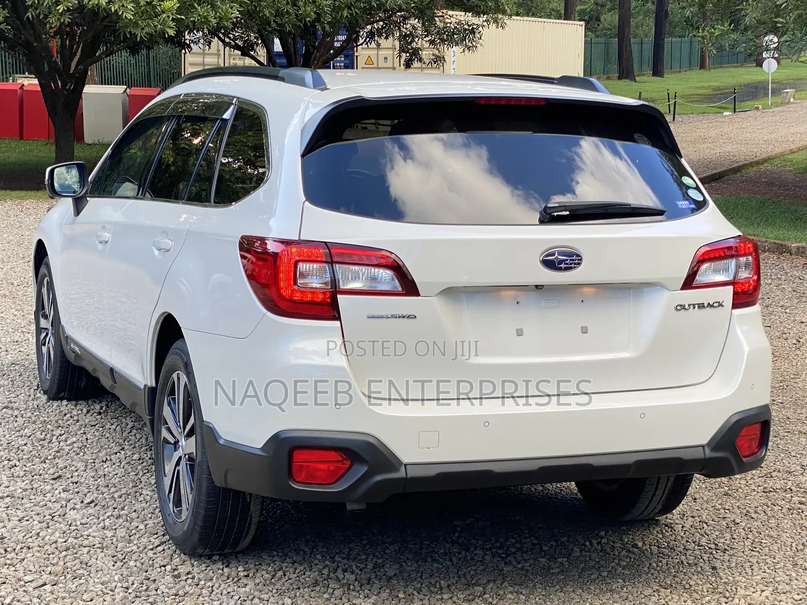 Subaru Outback Premium AWD 2020 White
