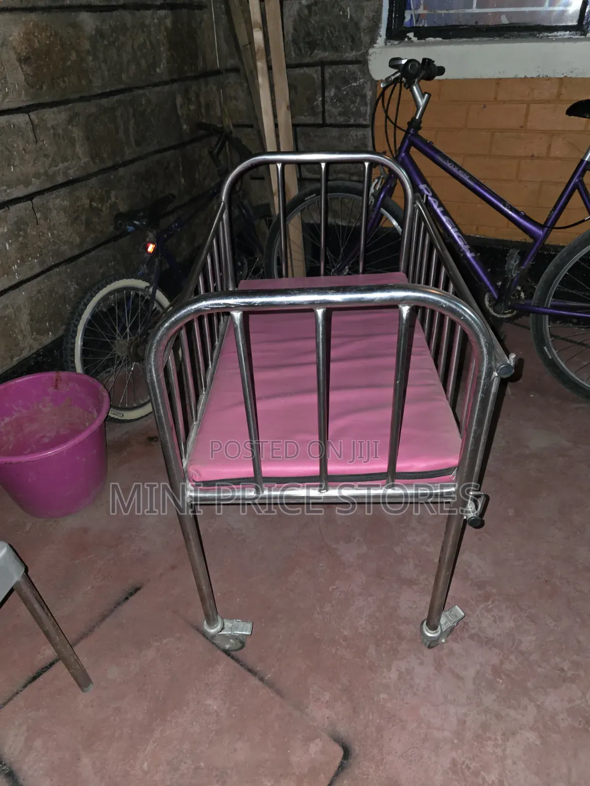 Hospital Baby Cot
