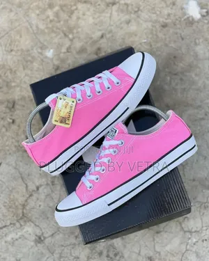 Chuck Taylor Low-converse Rubbers In Baby-pink Colourway.