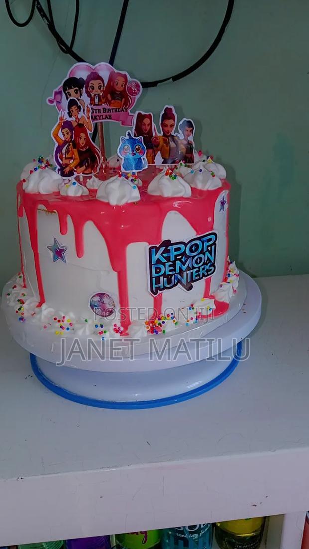 Fresh Home Made Cakes for Birthdays and Events. - thumbnail 2