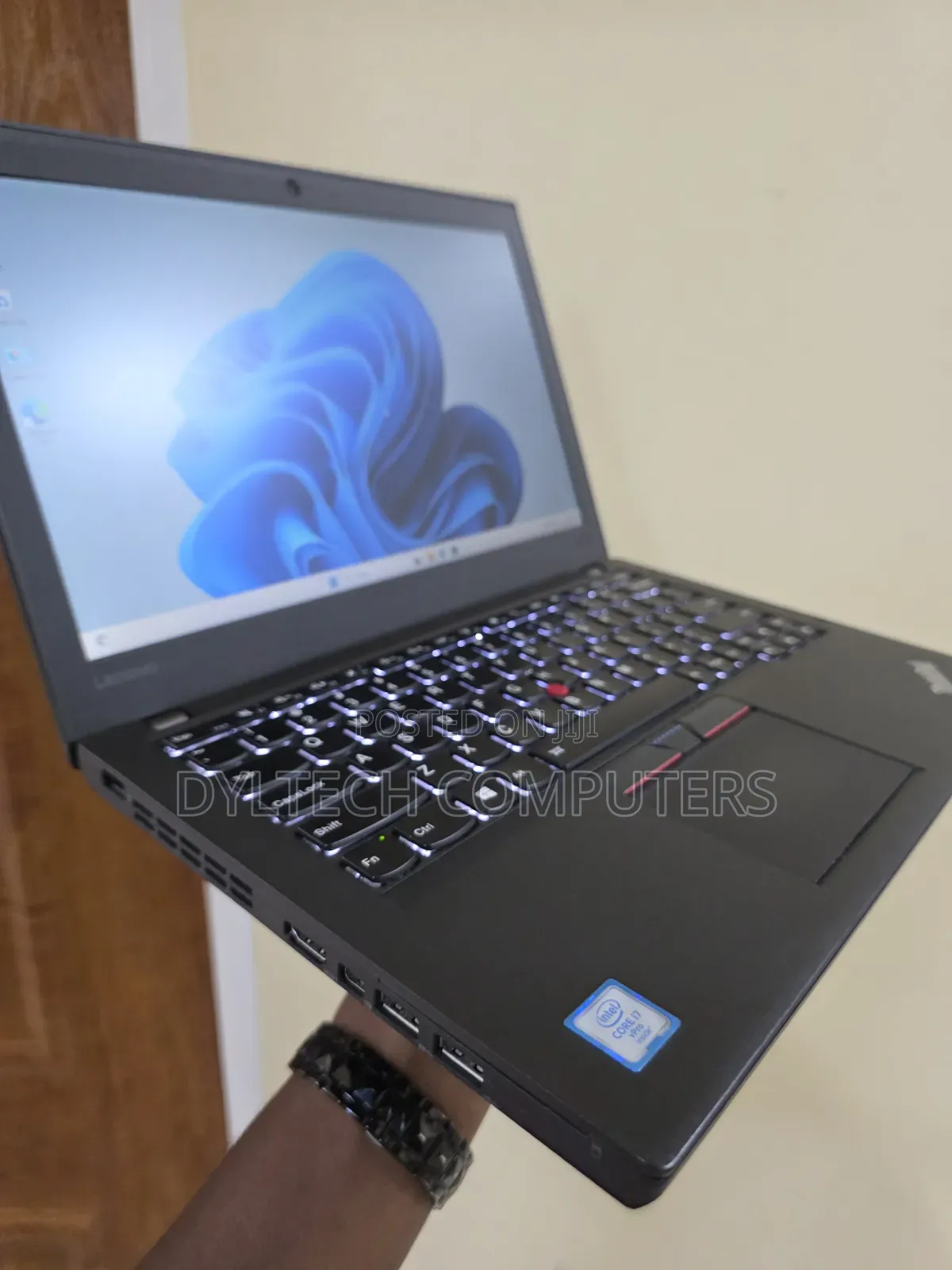 Laptop Lenovo ThinkPad X260 8GB Intel Core i7 SSD 256GB