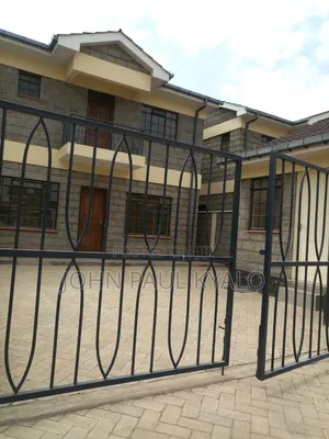 4bdrm Maisonette in Athi View, Phase Two, Gateway Mall Area for sale