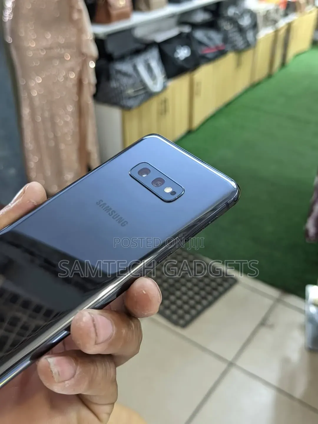 Samsung Galaxy S10e 128 GB Blue
