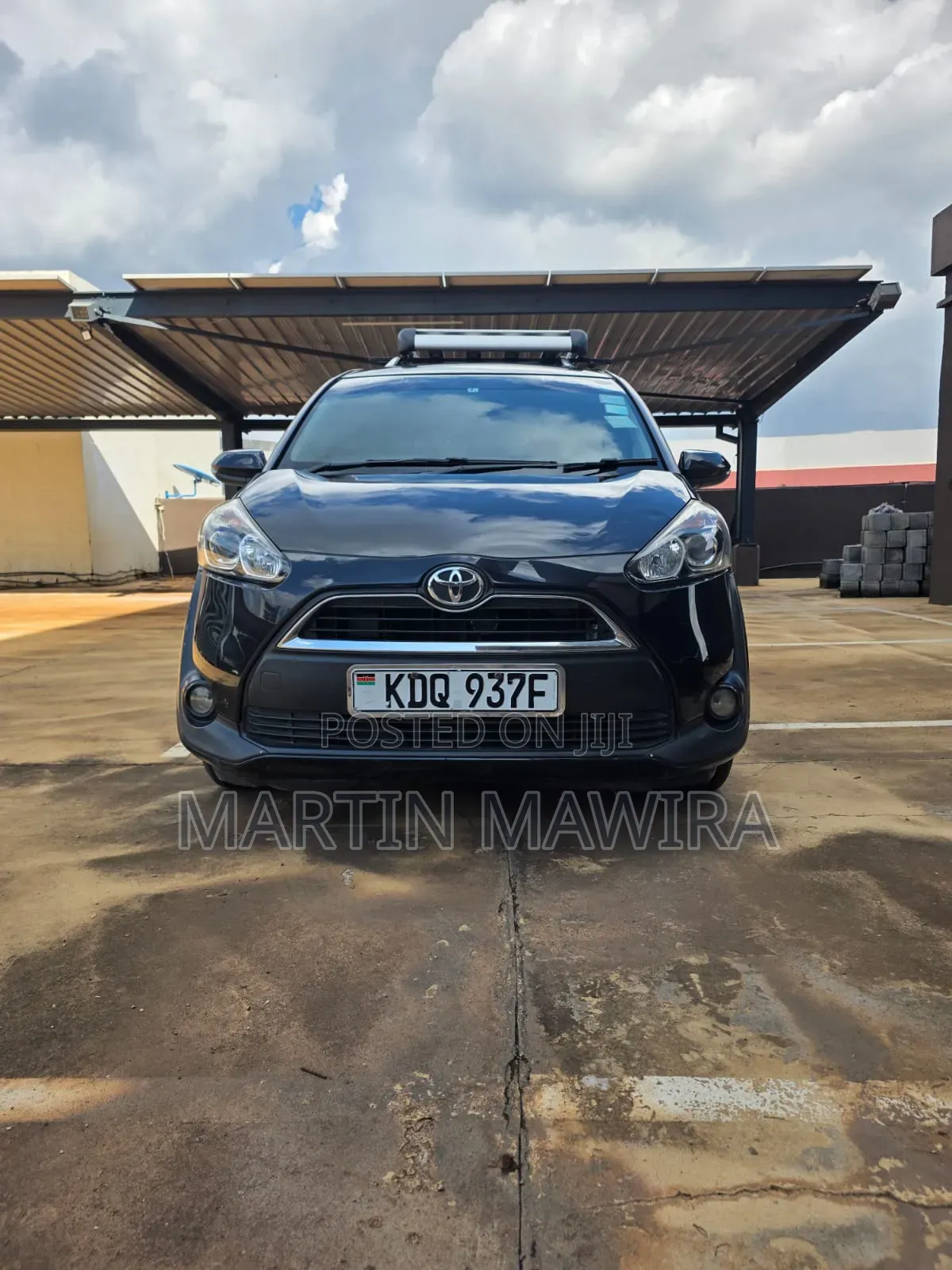 Toyota Sienta 2017 Black